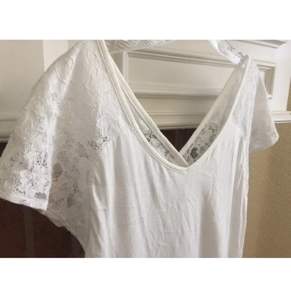 Express White Lace Flora Shirt Small Blouse - Picture 2 of 8